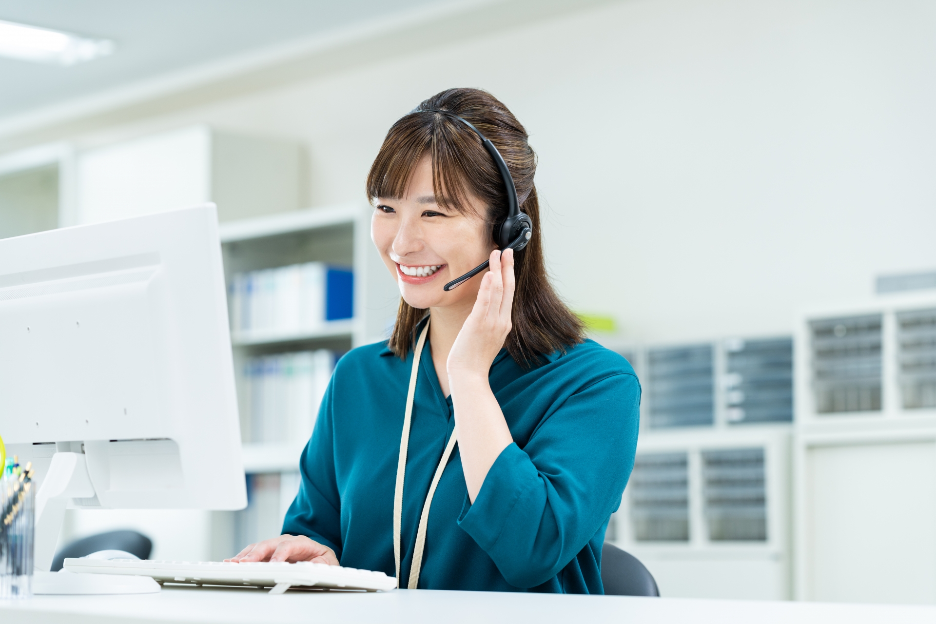 コールセンター(ロードサービスの提携企業向け発信)