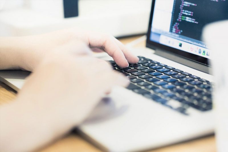 オフィス事務(週5日/10-19時/長期/宜野湾市大山)